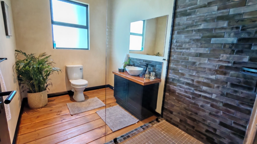 4 Bedroom Property for Sale in Hansmoeskraal A H Western Cape